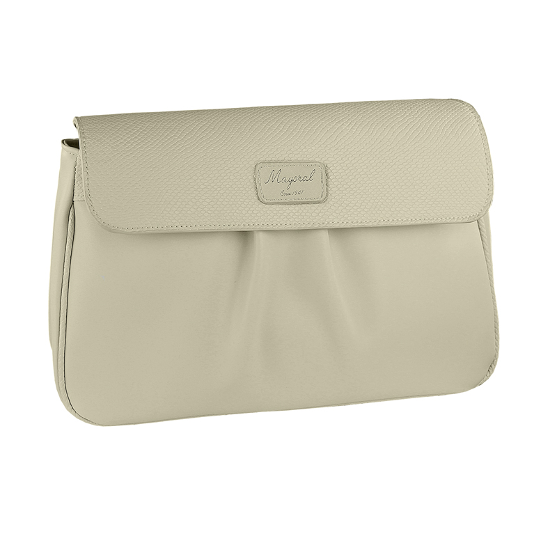 Necessaire