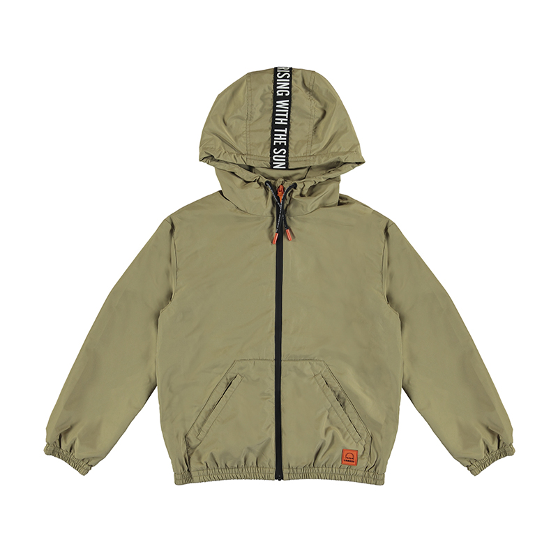 Parkas; blusões e kispos