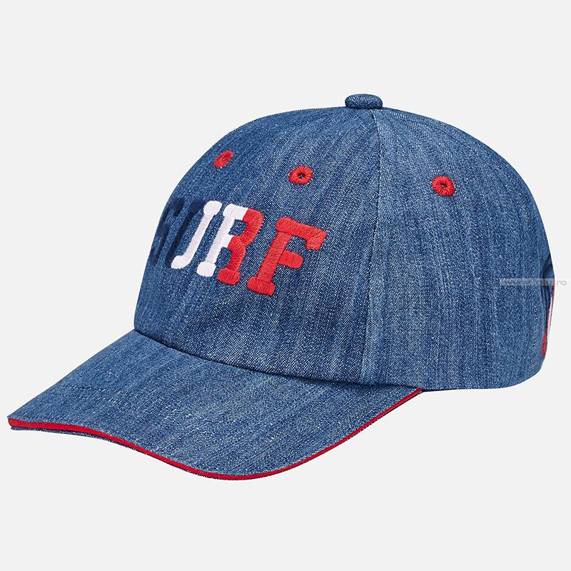 Chapéus; bandoletes; fitas e ganchos; meias; gorros