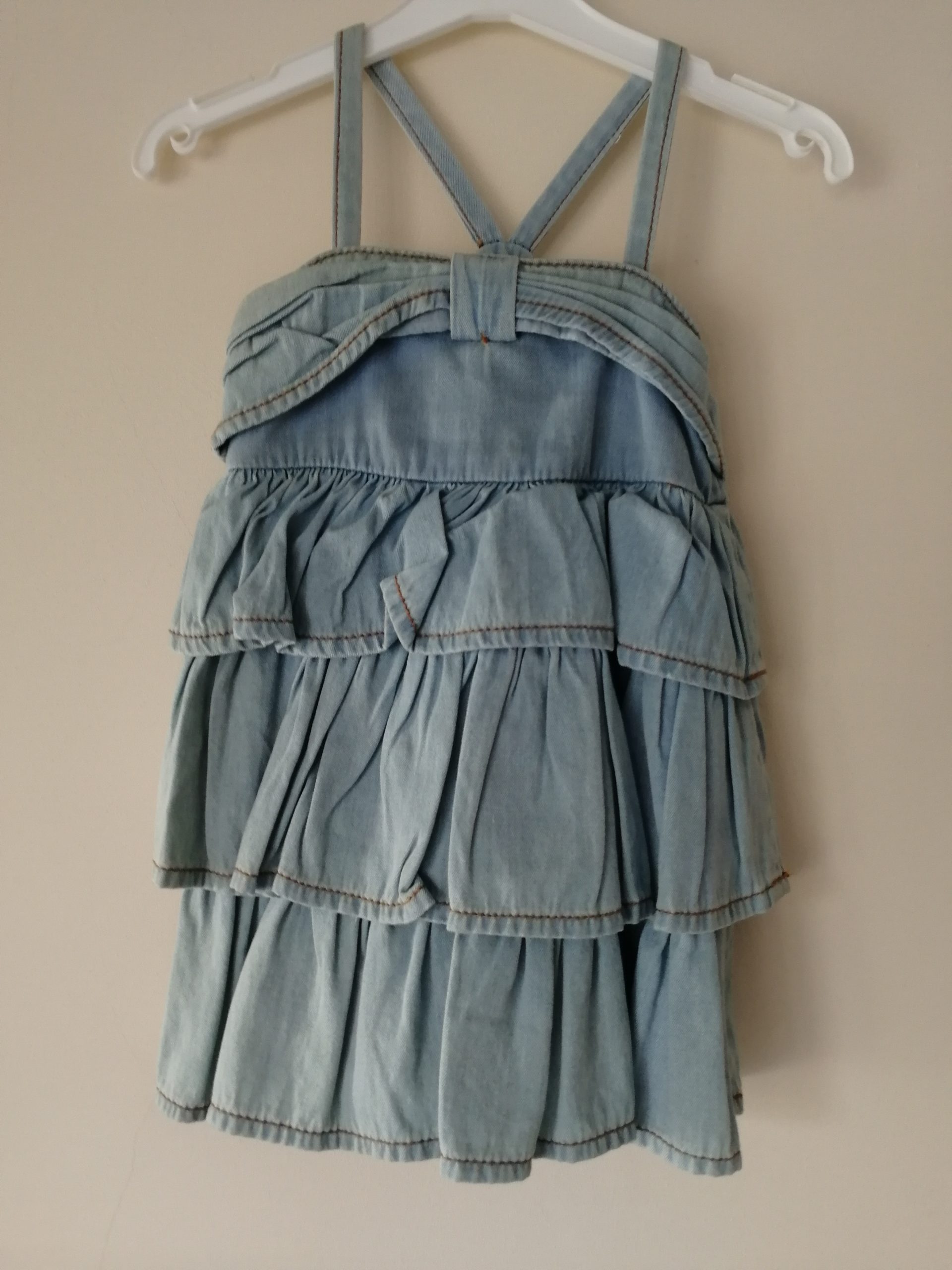 Vestidos e saias
